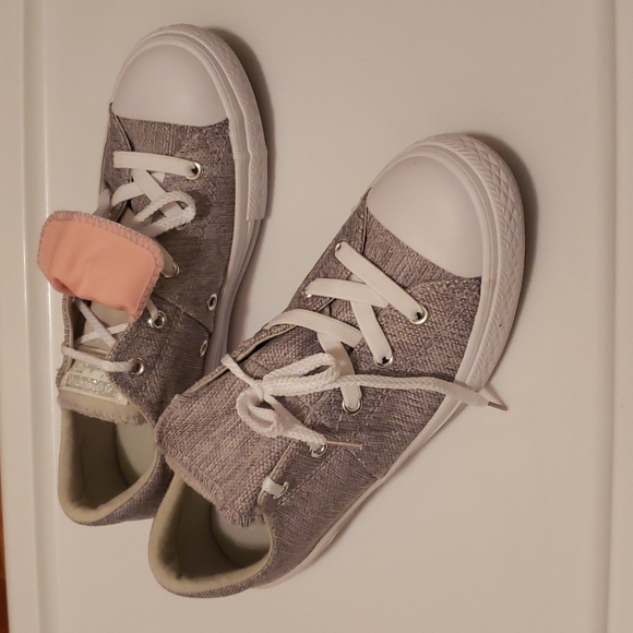 NWT Converse , double tongue sneakers, two-tone - Picture 8 of 8